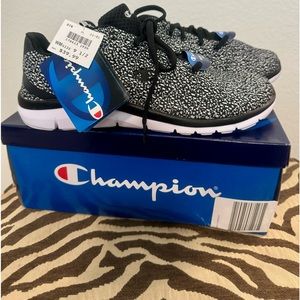 Champions Sneakers